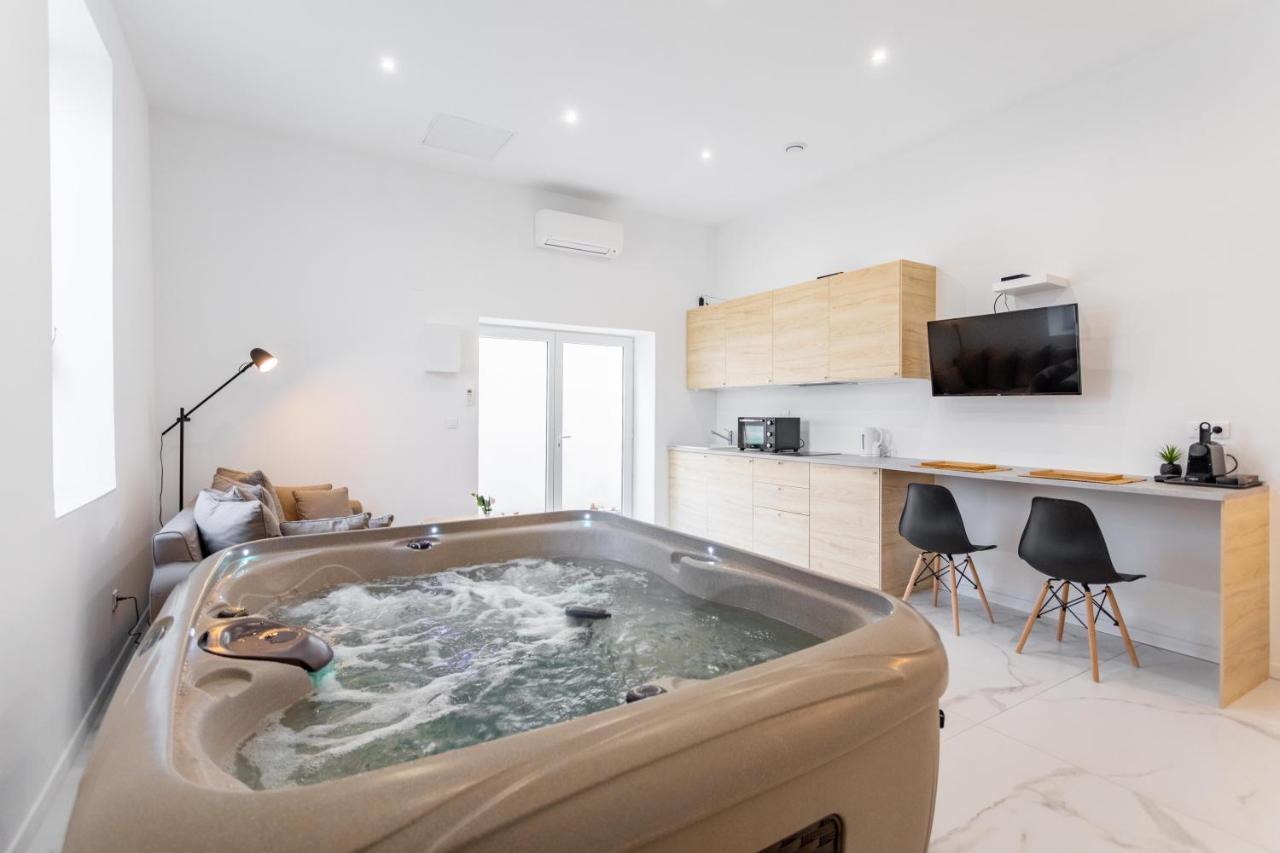 Love Room Jacuzzi Sauna Privatif Marseille Kültér fotó